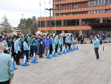 広坂通り等一斉清掃を実施しました