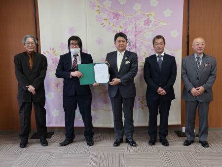 長土塀・昭和会地区まちづくり協定締結式