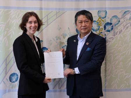 国際交流員が着任しました