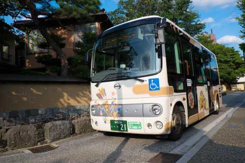 金沢 観光 バス