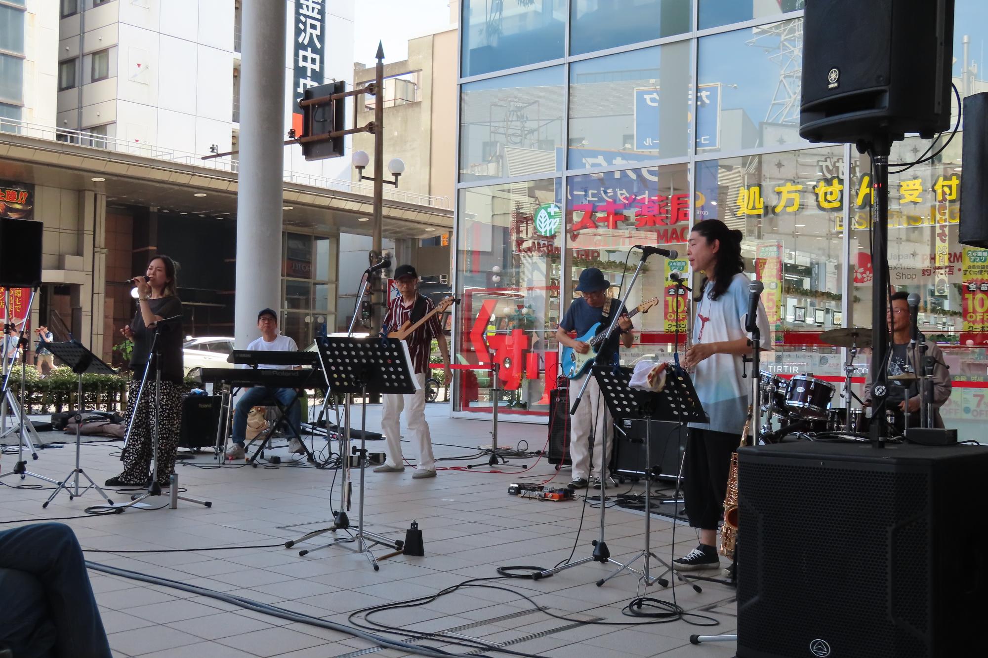 まちかどジャズライブ （片町きらら広場）