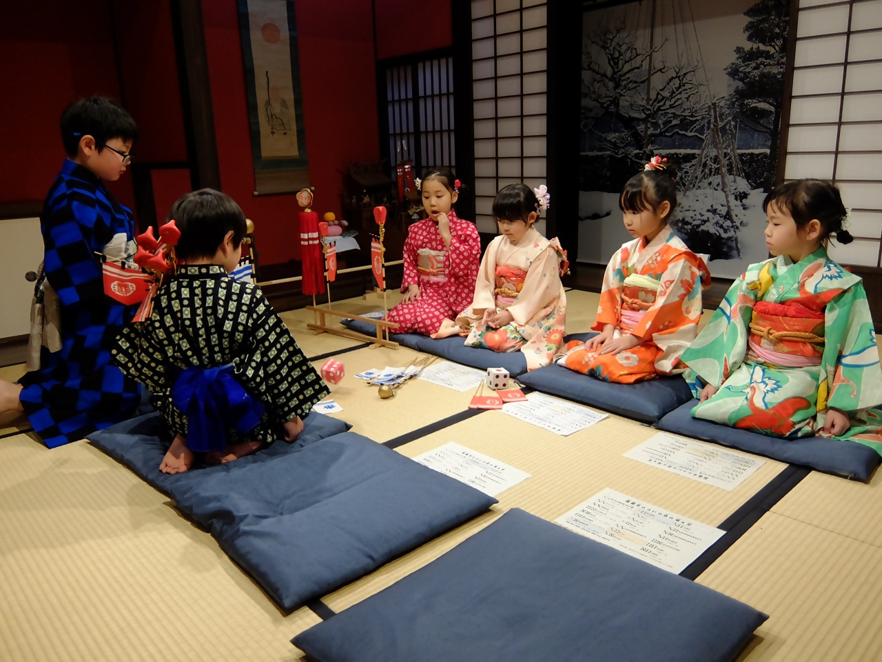 （イメージ）着物で旗源平