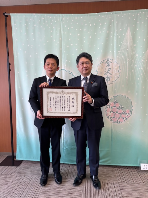 三菱UFJ銀行様より自転車等の寄附