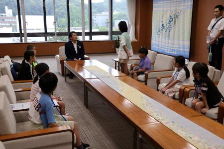 親子市役所見学デーを開催しました