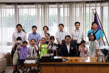 親子市役所見学デーを開催しました