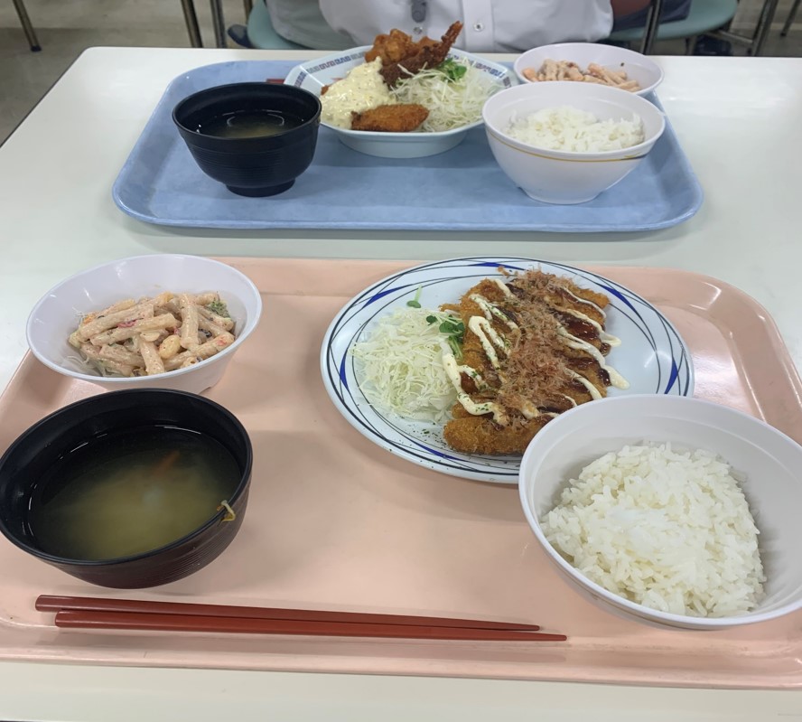 市役所でランチタイム！