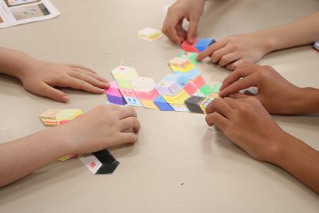 中学校の美術部生徒が金沢美術工芸大学で「美大」の世界を体験