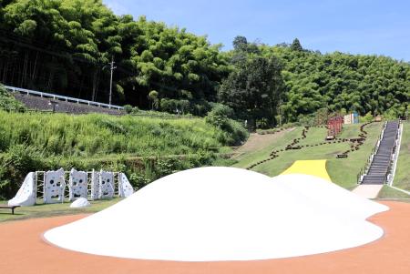 内川スポーツ広場「遊びの広場」が完成しました