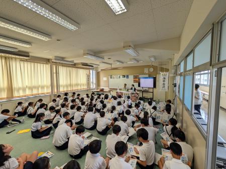 小学校で「金沢の水産業」生産者交流会を開催しました
