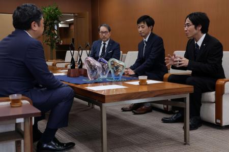 金沢マラソン2025入賞者トロフィー完成報告会