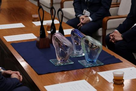 金沢マラソン2025入賞者トロフィー完成報告会