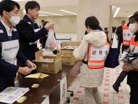 金沢駅帰宅困難者対策訓練を実施しました