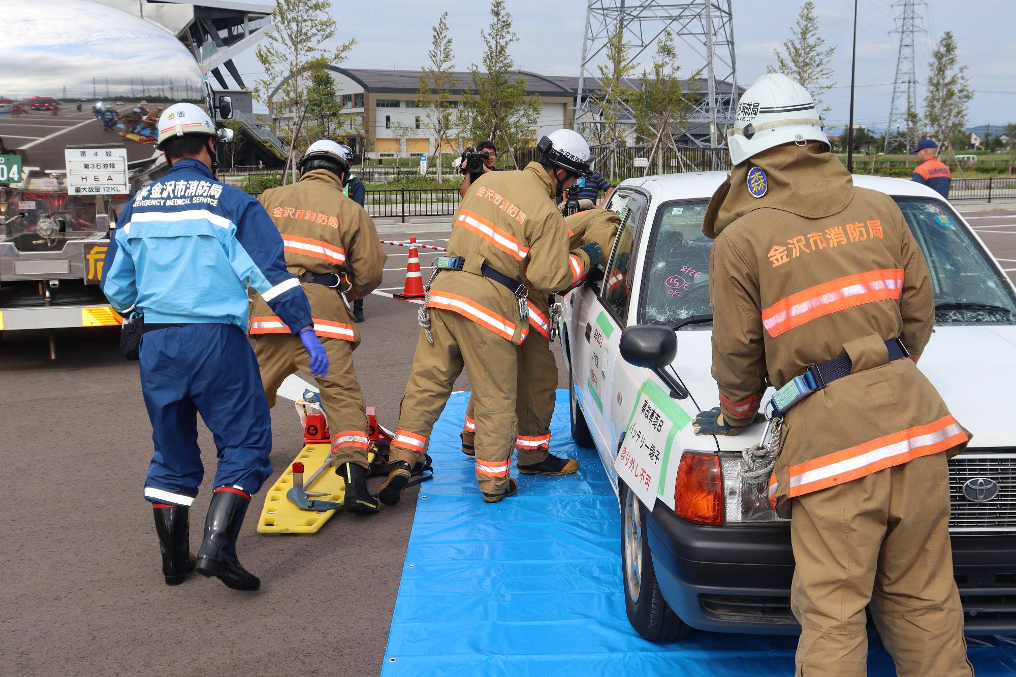 高速道路総合訓練・大規模救急救助訓練