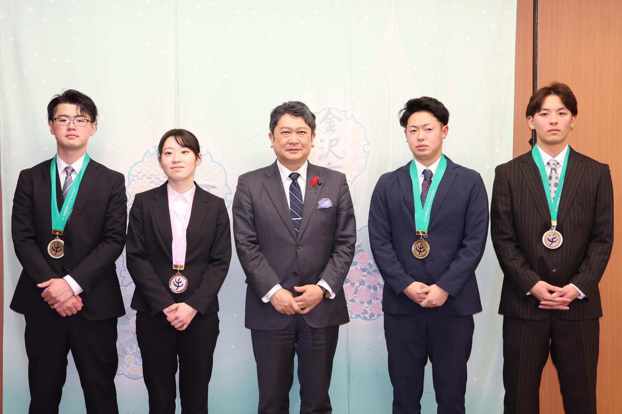 技能五輪全国大会入賞報告会