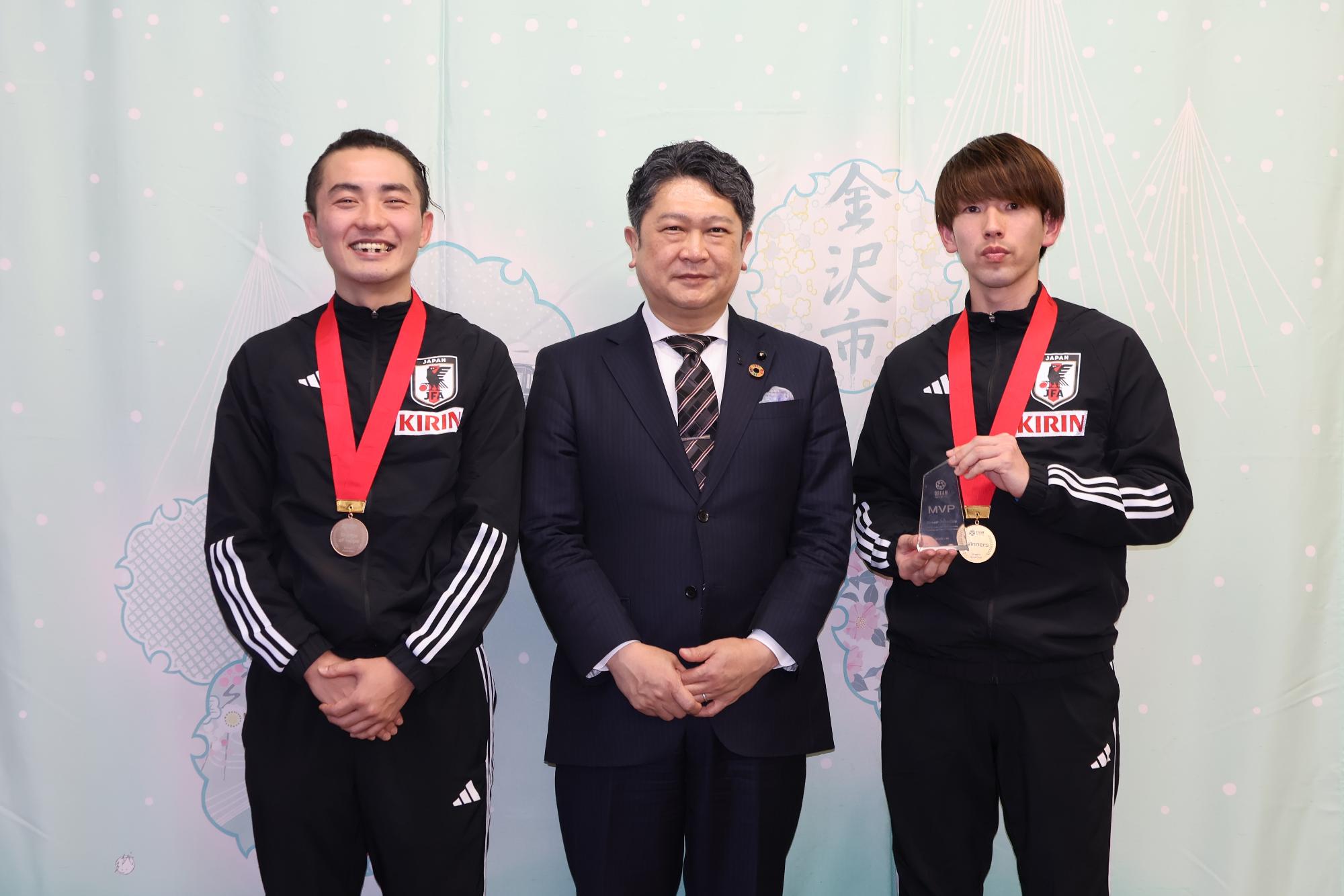 精神障がい者フットボールアジア大会優勝報告会