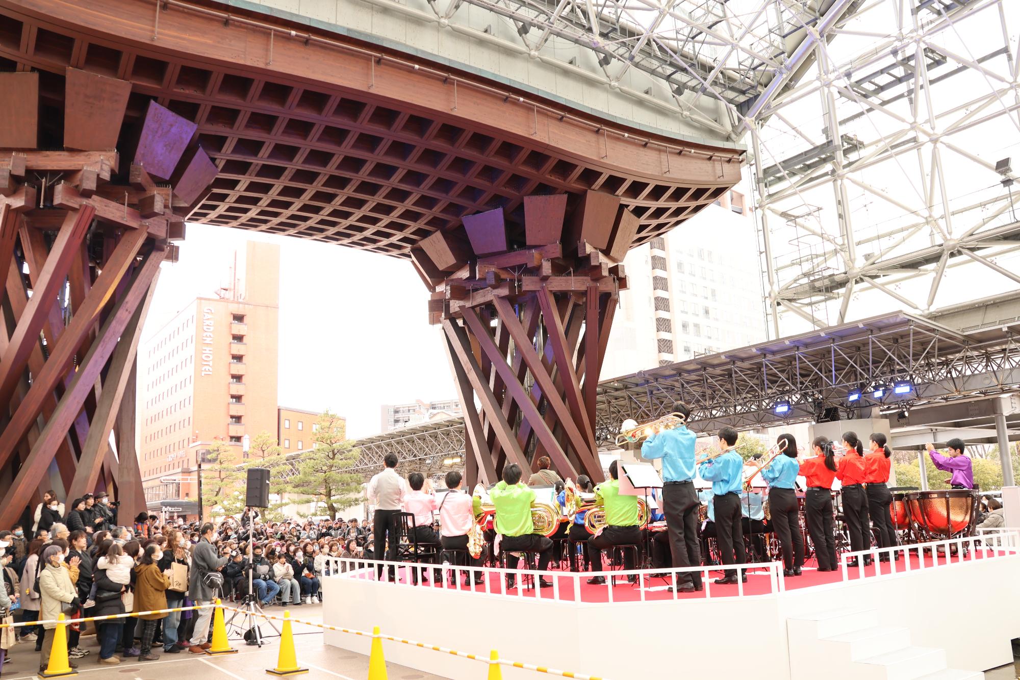 明成小学校鼓笛隊