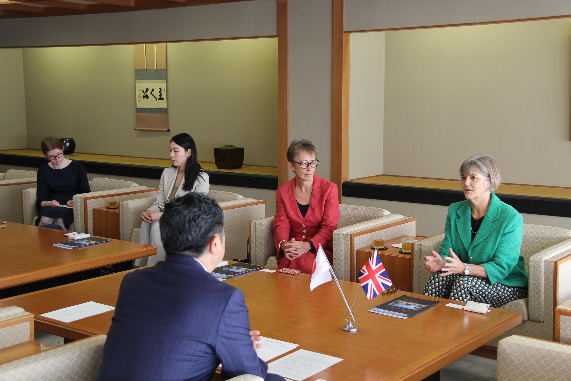 駐日英国大使の表敬訪問