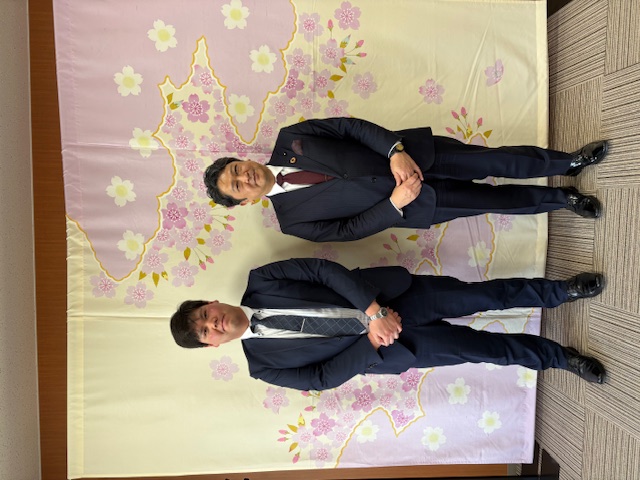 山部裕太さんと市長