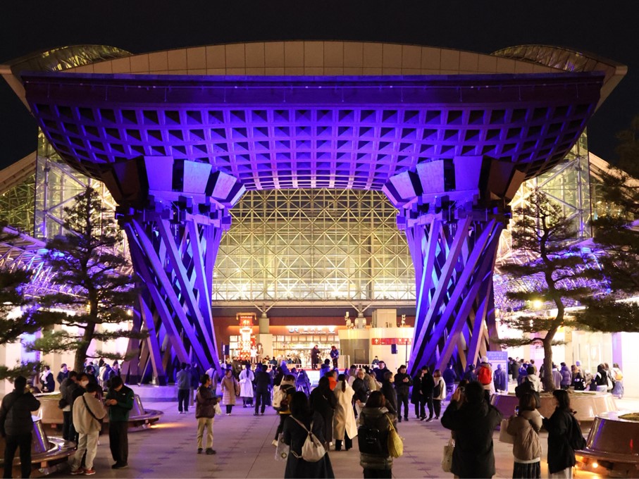 鼓門ライトアップ