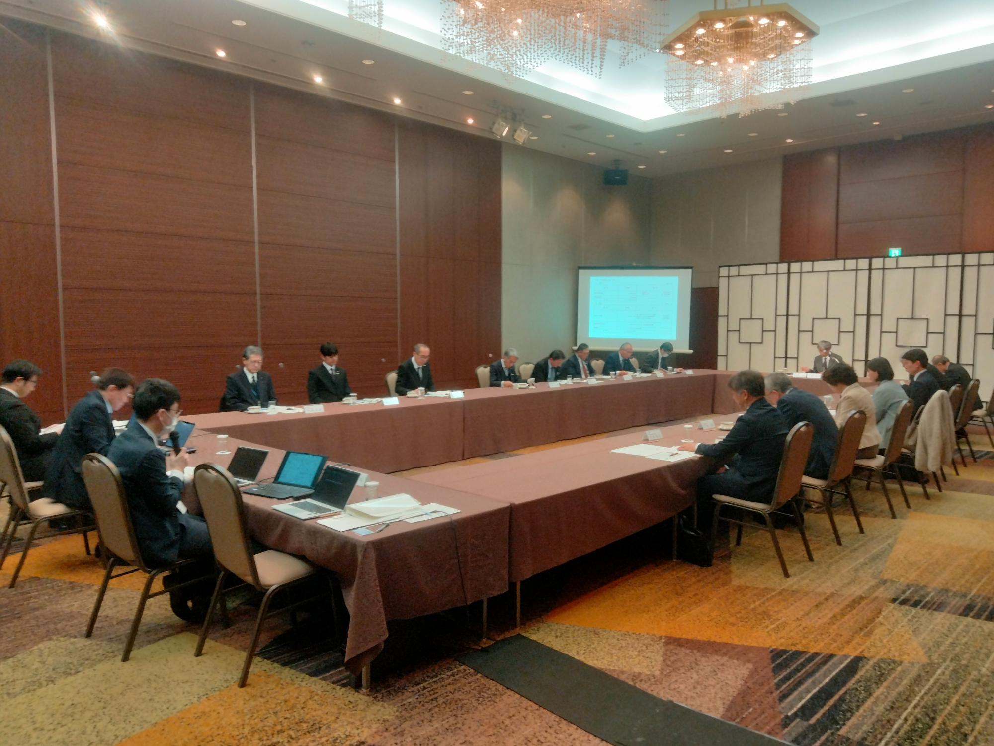 石川中央都市圏ビジョン懇談会