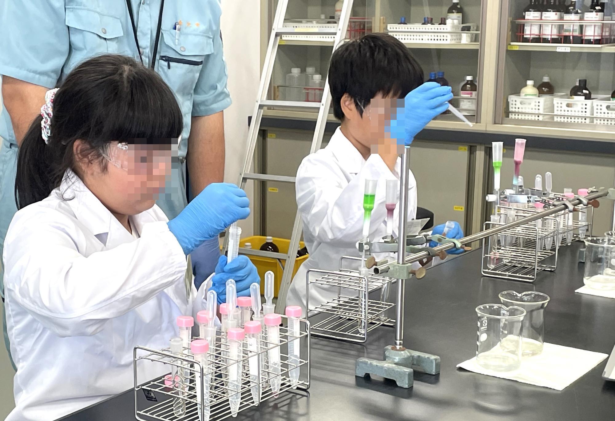 理化学検査講座の風景