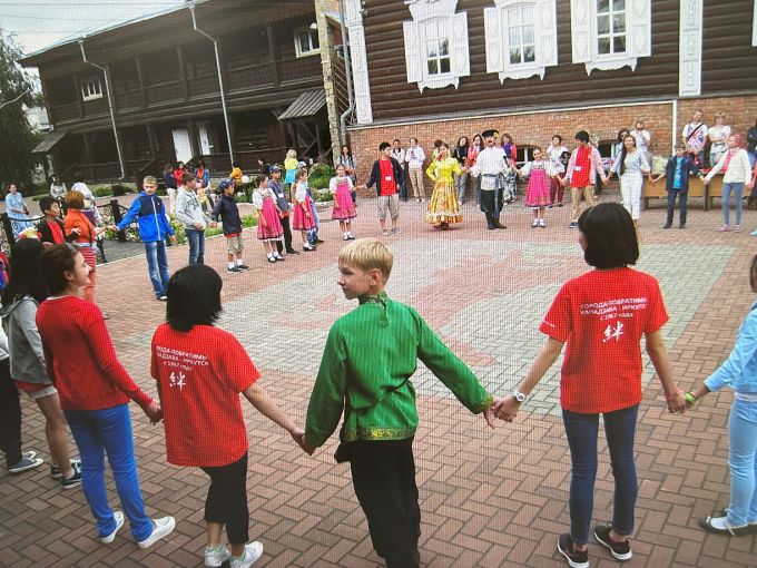 市中学生親善団が訪問