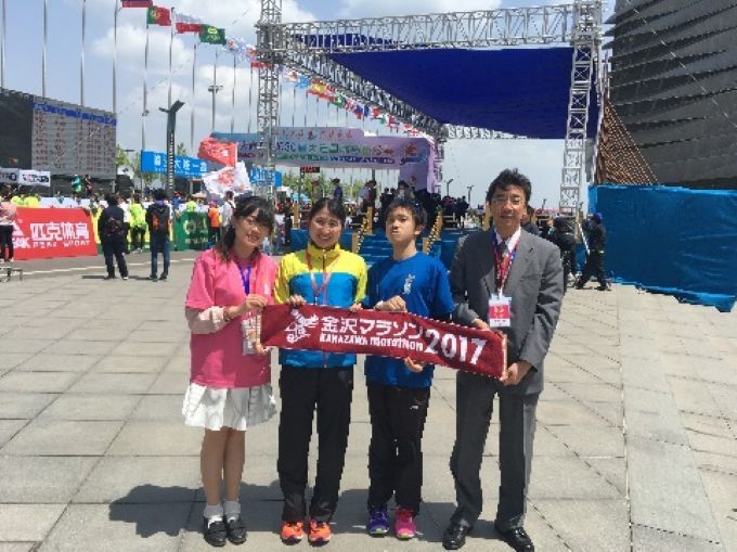 大連国際マラソン大会に選手団を派遣
