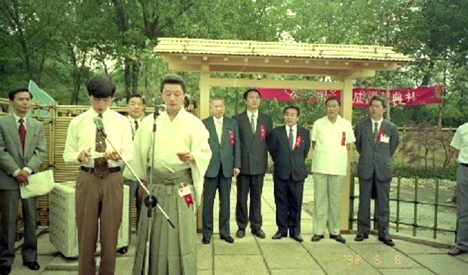 山出市長、山田市議会議長が訪問