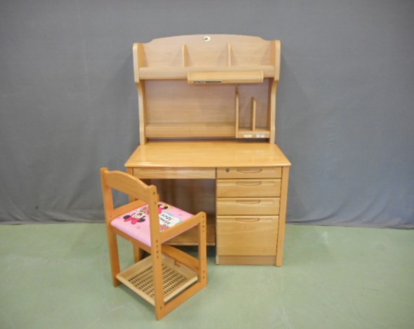 1.学習机セットの画像