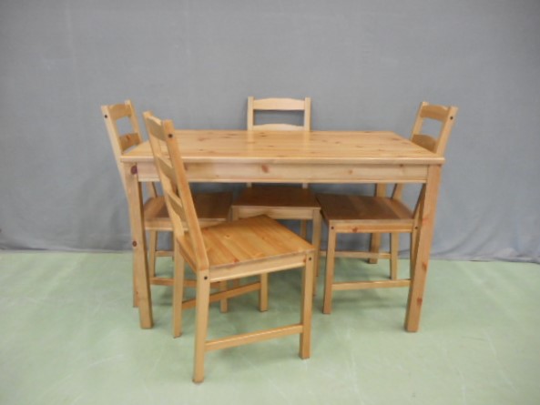 15.食卓テーブルセットの画像