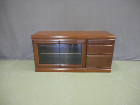 8.ローボードの画像