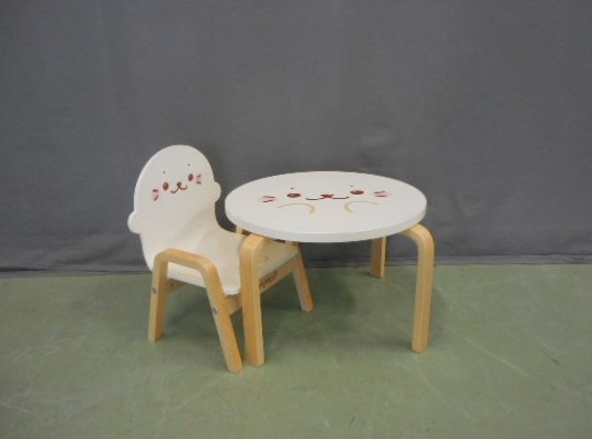 15.ベビーテーブルセットの画像