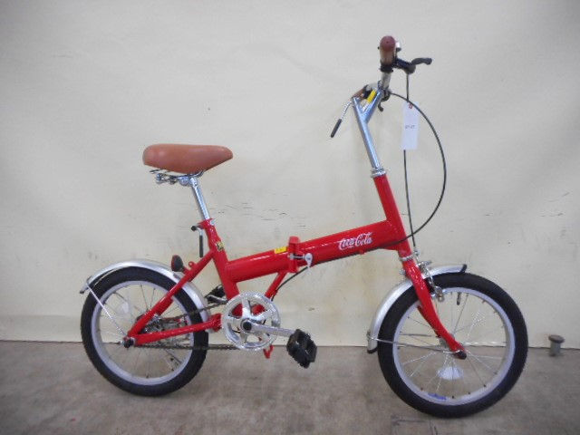 52.赤の自転車の画像