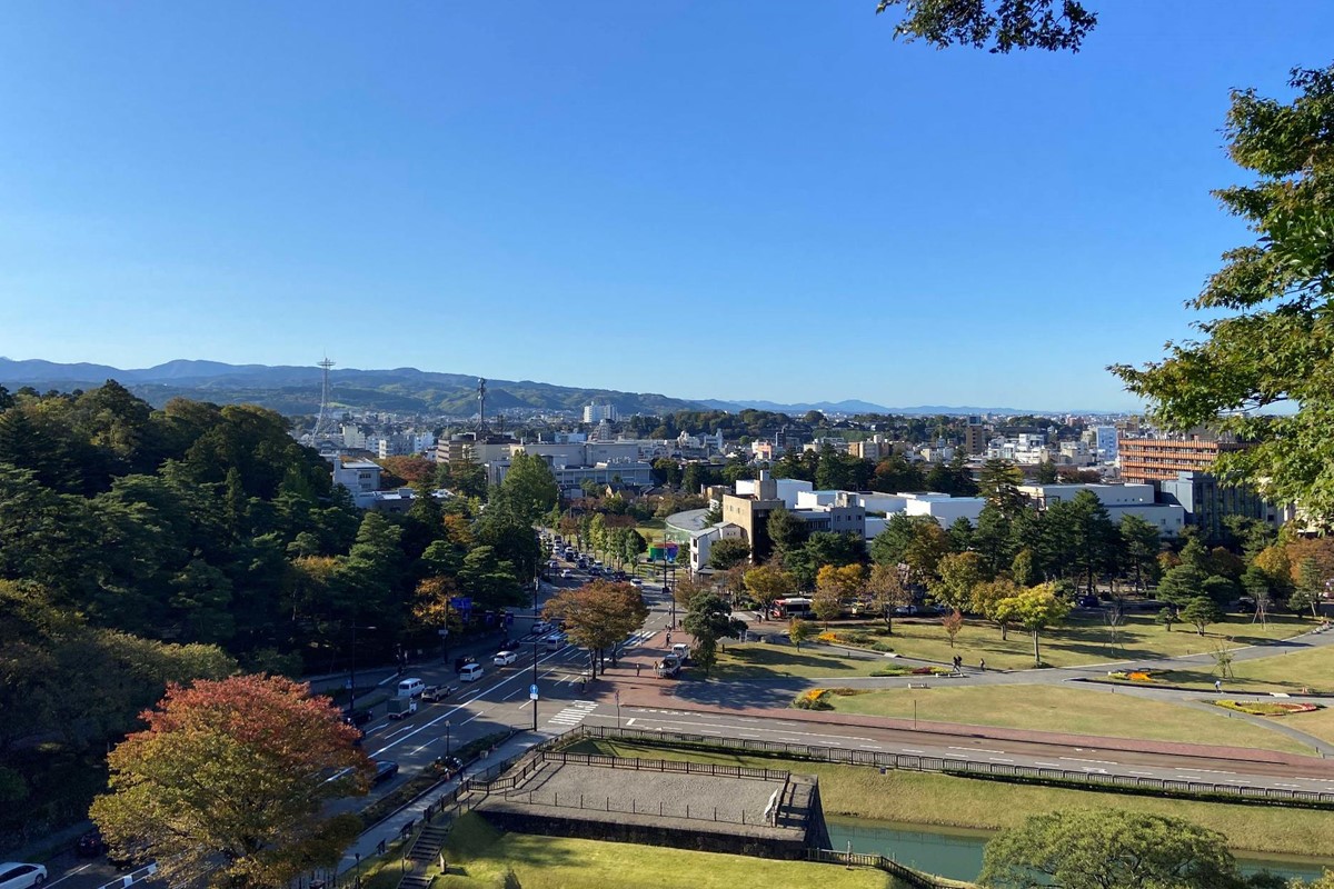 金沢城公園辰巳櫓からの眺め