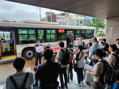 親子バス運転士