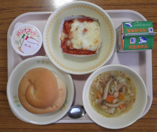 イタリアの献立（小学校）の写真