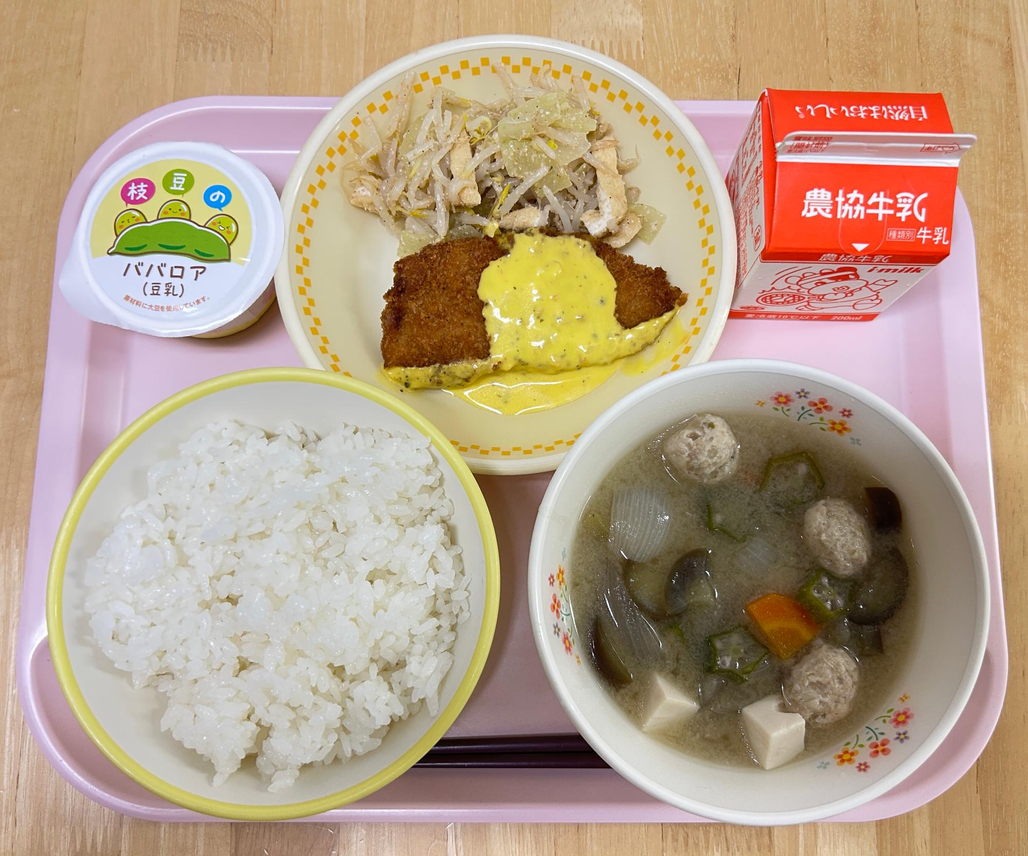 中学校の 学ぼう！つくろう！じわもん給食の献立写真