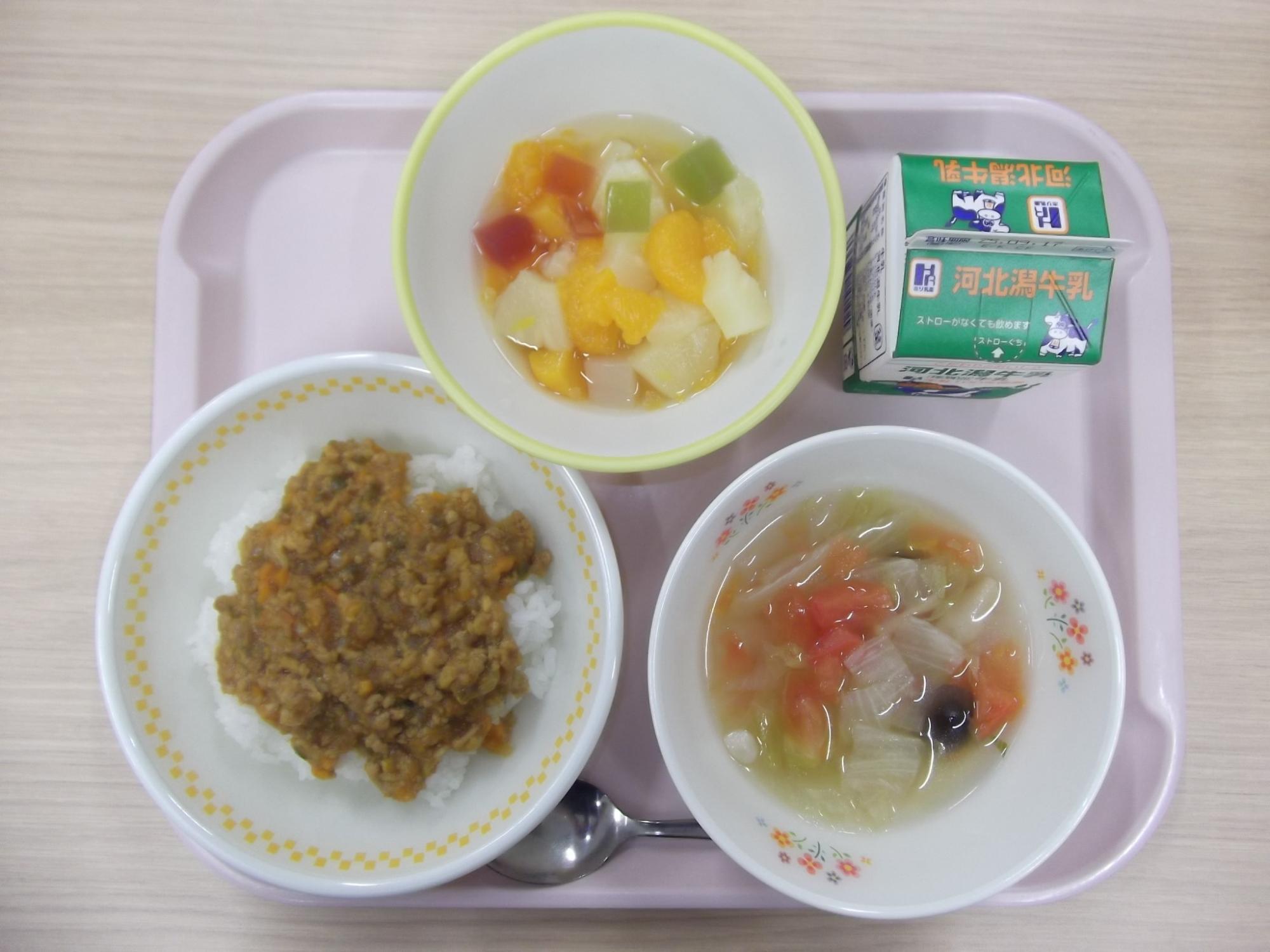 小学校夏バテ解消の献立