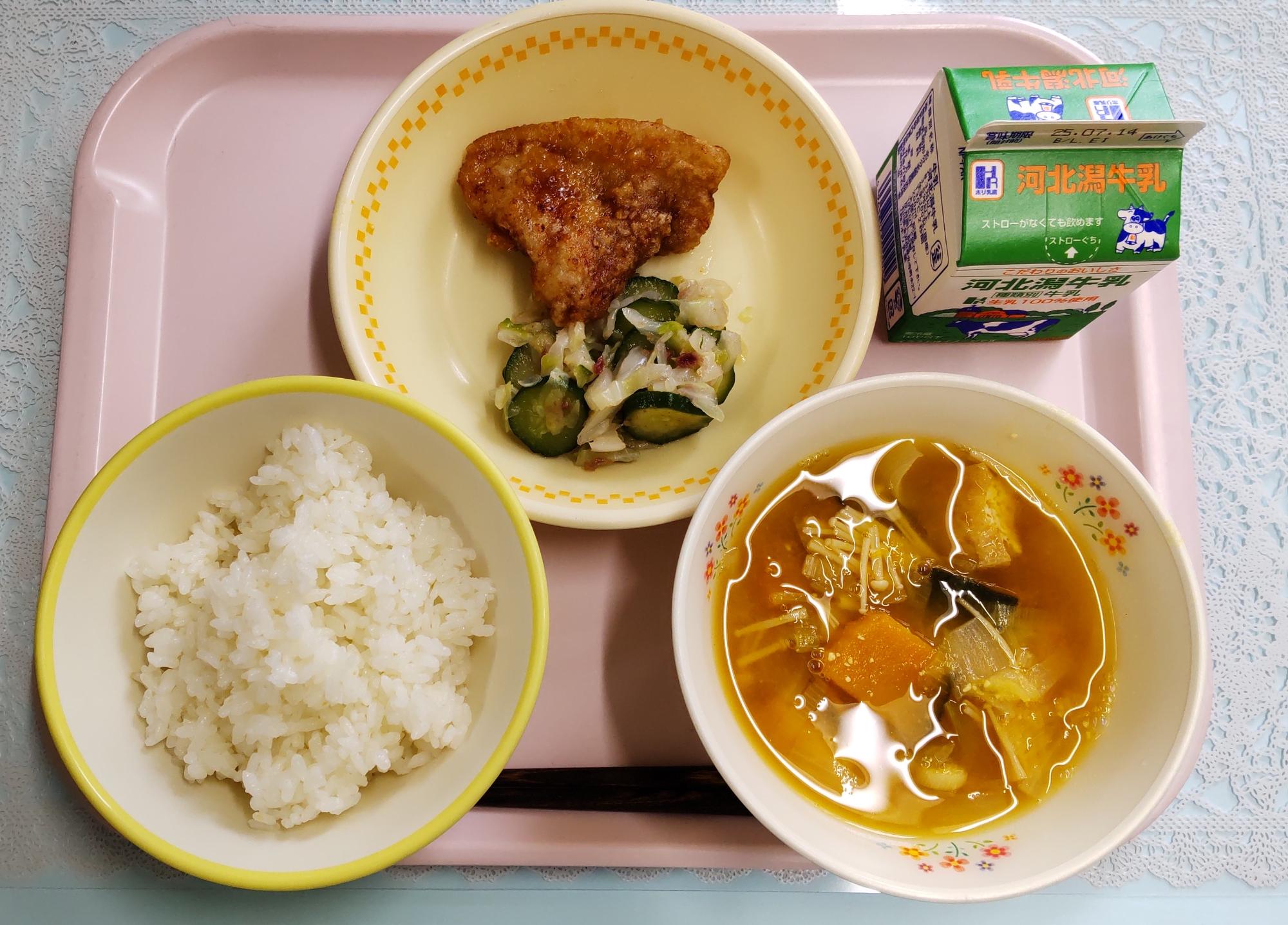 小学校夏バテ予防の献立の写真